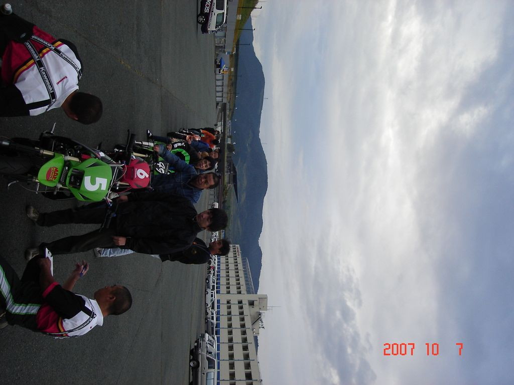 img0008.jpg
