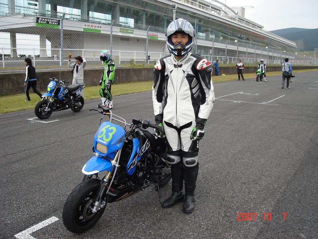 img0100.jpg