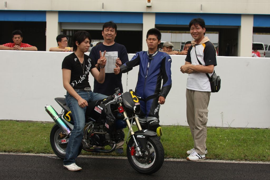 img0012.jpg