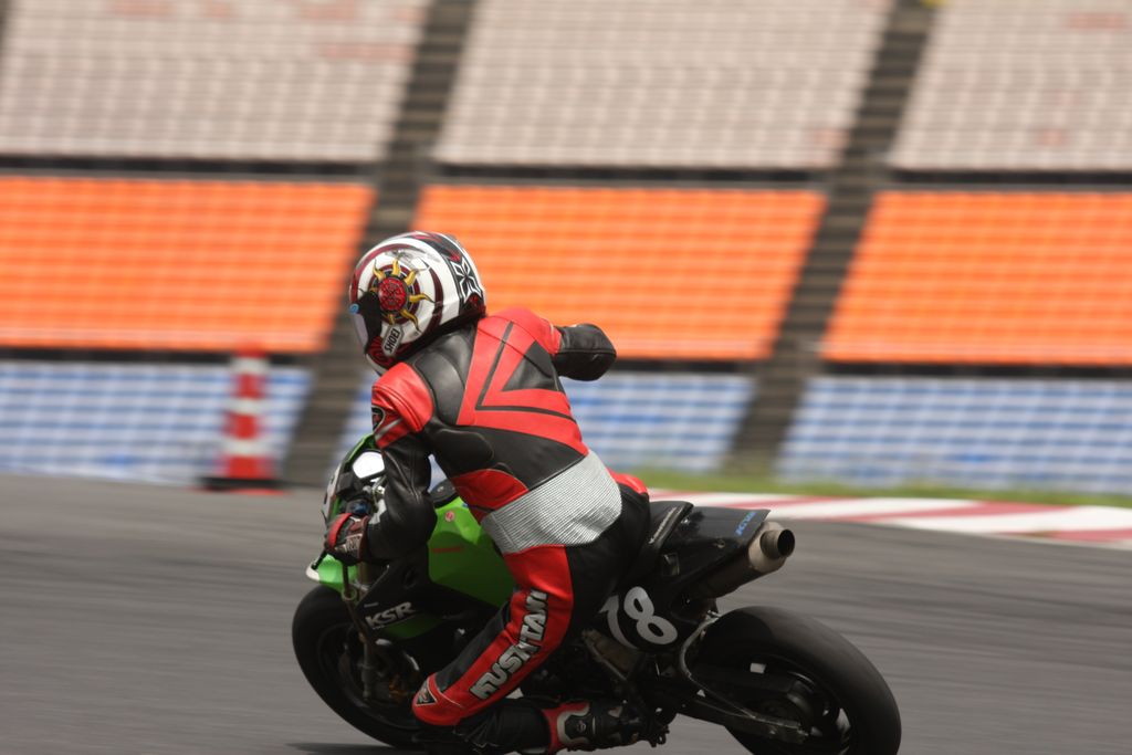 img0015.jpg